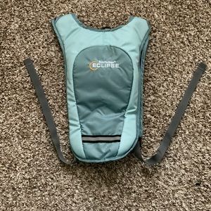 Bass Pro Shops Eclipse Hydration Pack